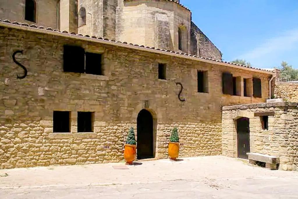 Gite En Provence Proche Avignon Sauveterre  Kültér fotó